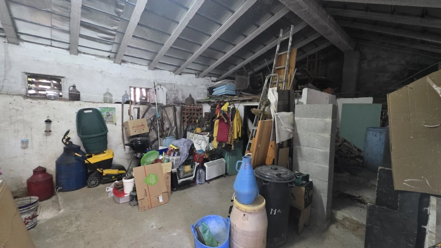 Moradia T3 para Venda em Serra e Junceira Foto 23