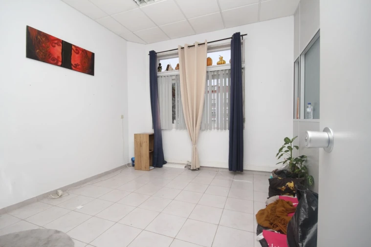 Loja para Venda em Rio de Mouro Foto 12