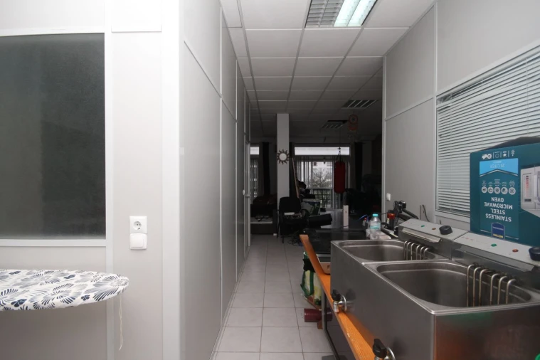 Loja para Venda em Rio de Mouro Foto 17