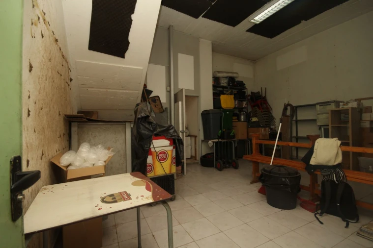 Loja para Venda em Rio de Mouro Foto 21