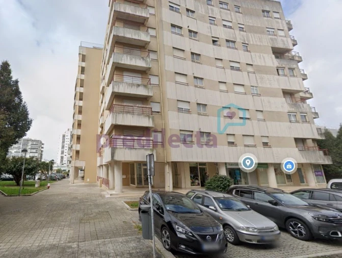 Apartamento T2 para Venda em Paranhos Foto 8
