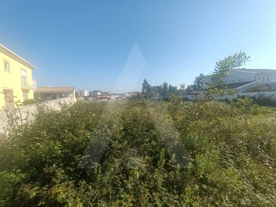 Terreno para Venda em Eixo e Eirol Foto 5