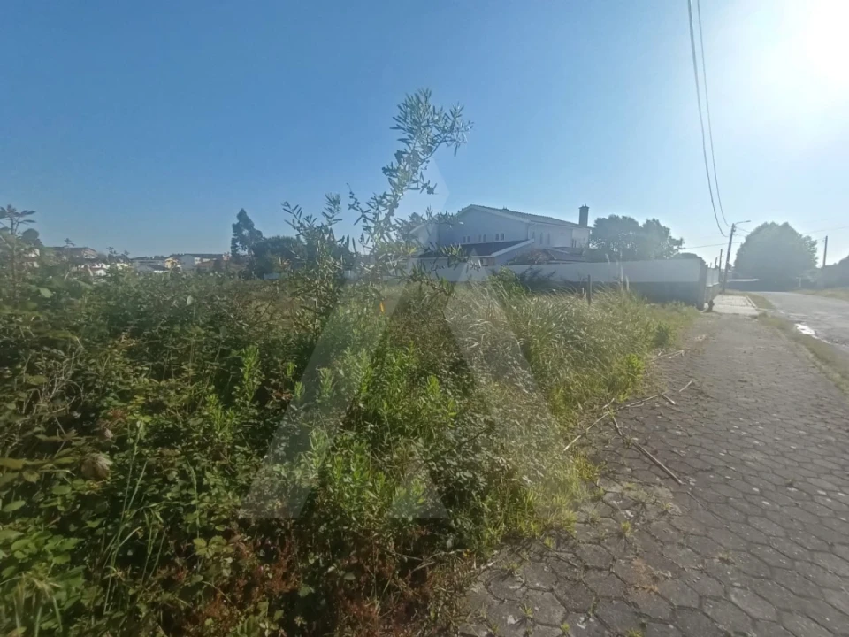 Terreno para Venda em Eixo e Eirol Foto 6