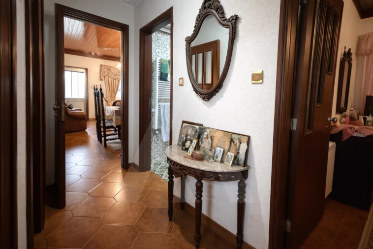 Moradia T3 para Venda em Branca Foto 3