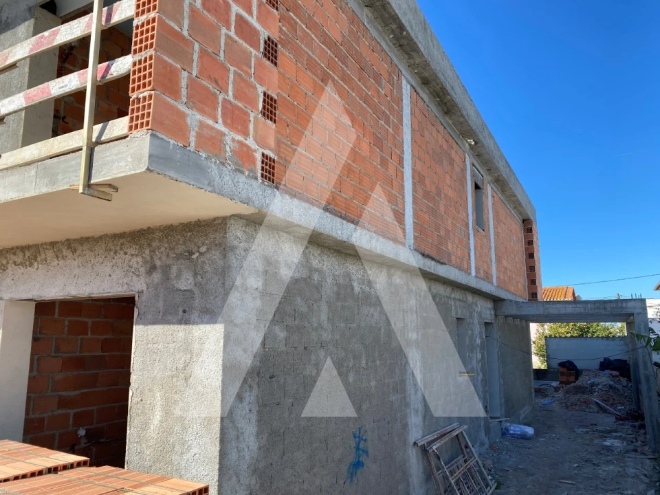 Moradia T4 para Venda em Fernao Ferro Foto 6