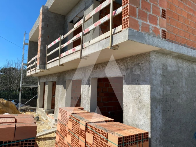 Moradia T4 para Venda em Fernao Ferro Foto 3