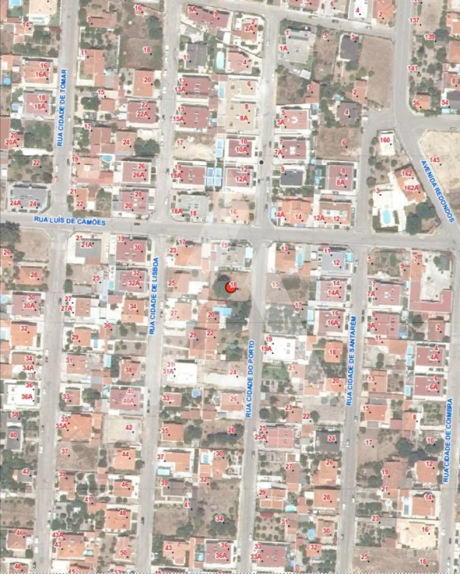 Moradia T4 para Venda em Fernao Ferro Foto 8