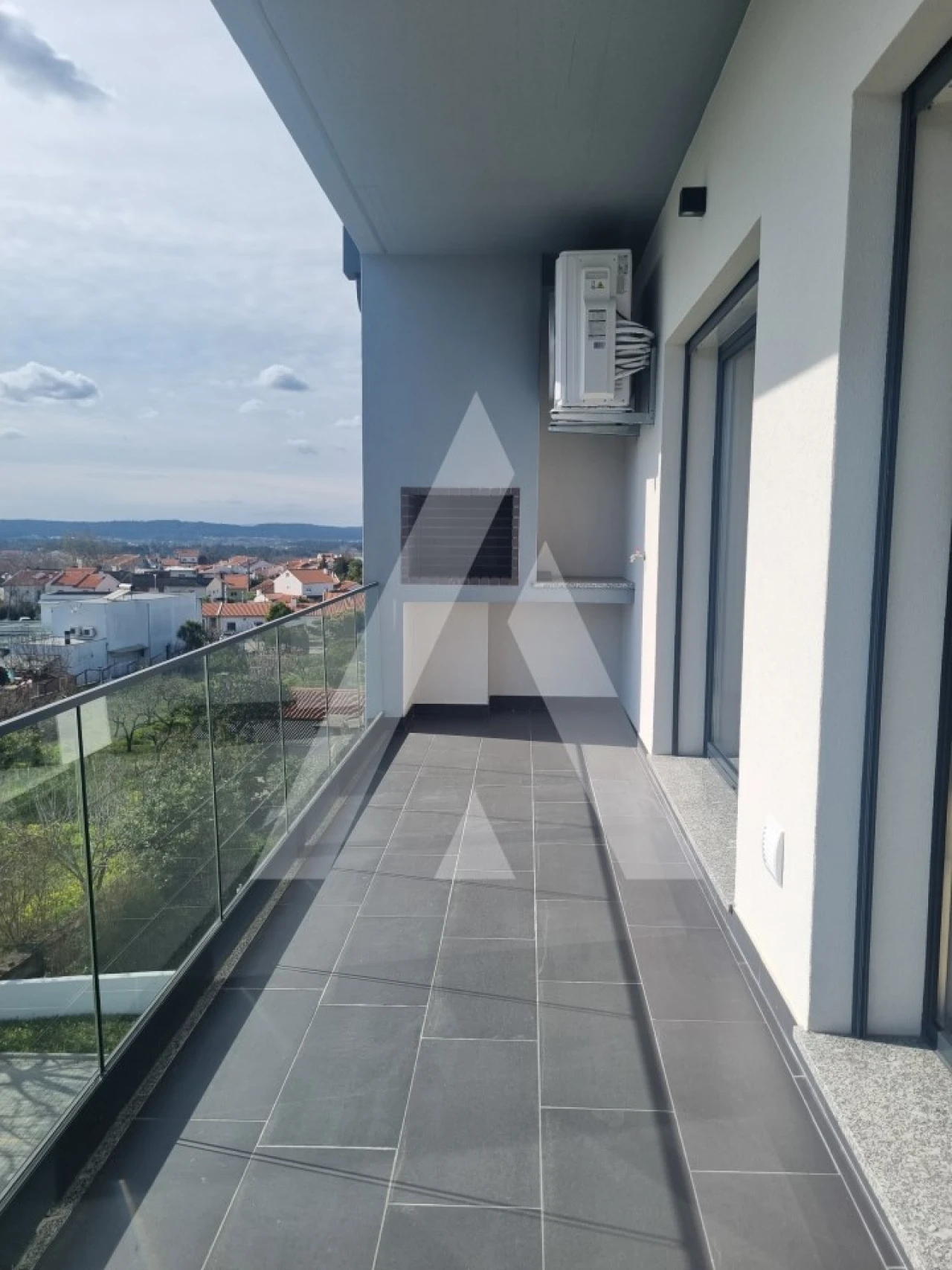 Apartamento T3 para Venda em Condeixa-A-Velha e Condeixa-A-Nova Foto 2