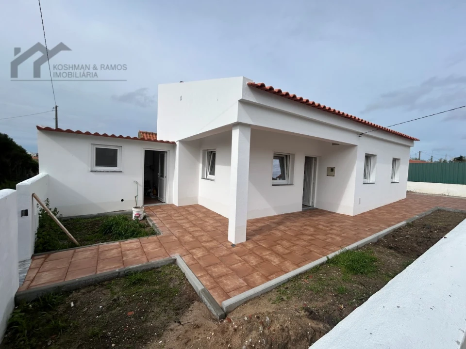 Moradia T2 para Venda em Silveira Foto 1