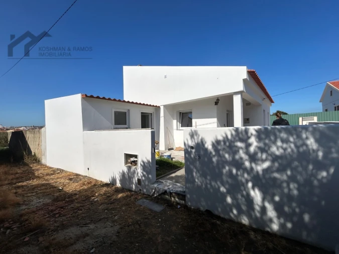 Moradia T2 para Venda em Silveira Foto 2