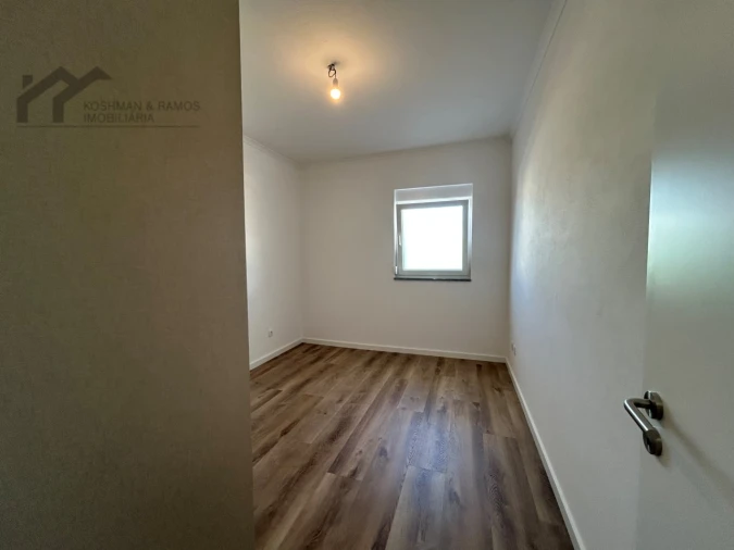 Moradia T2 para Venda em Silveira Foto 15