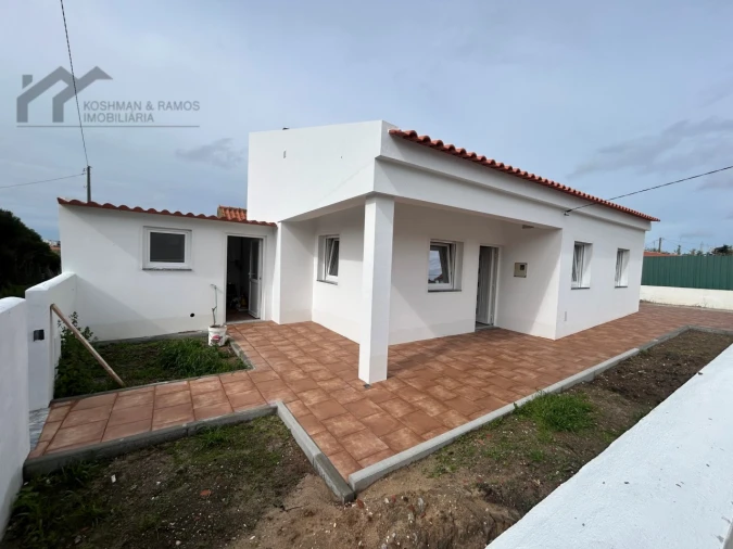 Moradia T2 para Venda em Silveira Foto 1