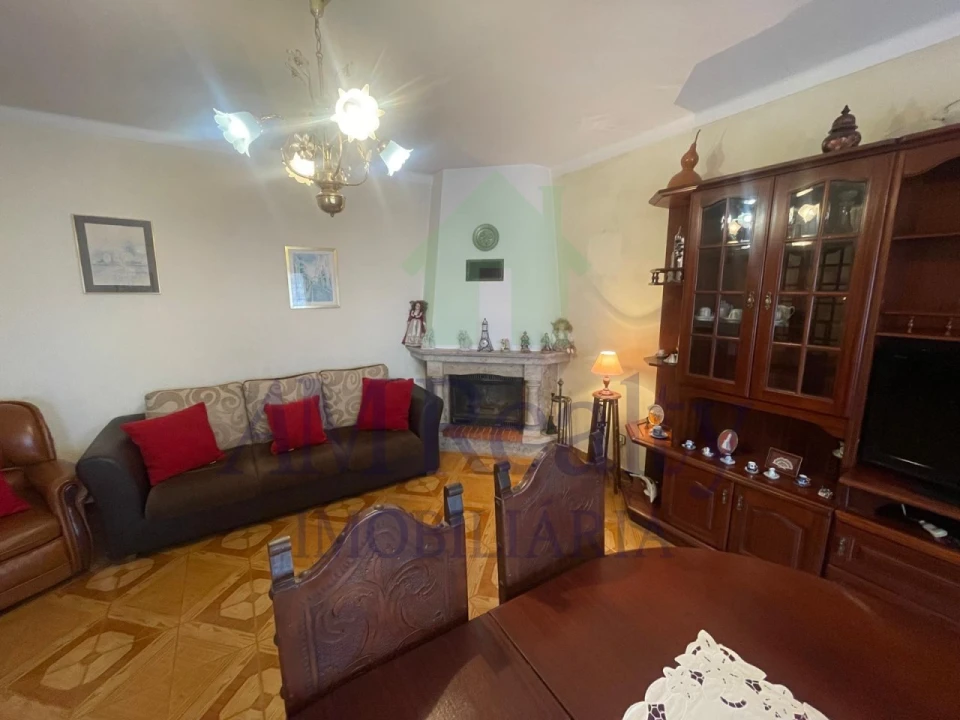 Moradia T3 para Venda em Peniche Foto 11