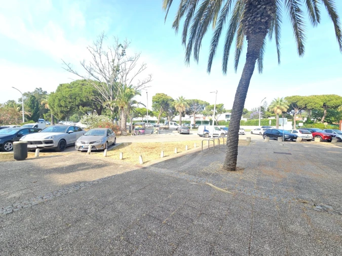 Escritório para Arrendamento em Quarteira Foto 16