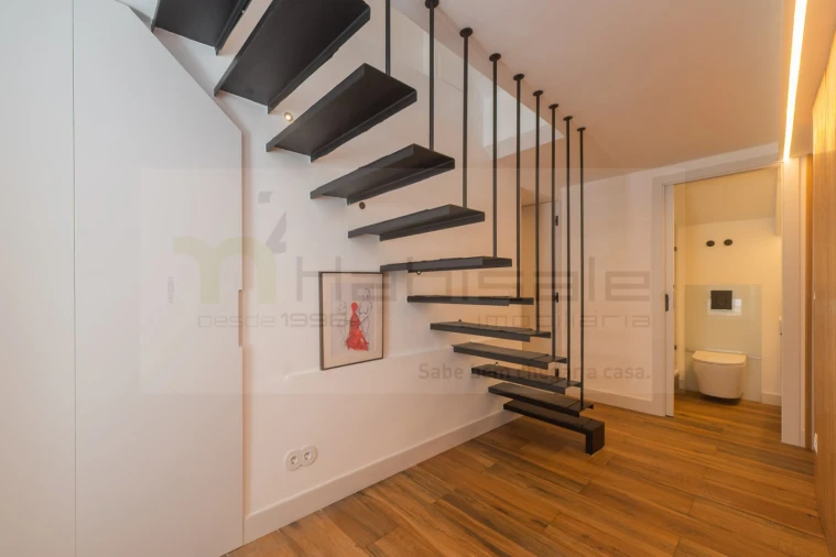 Apartamento T4 para Venda em Queluz e Belas Foto 17