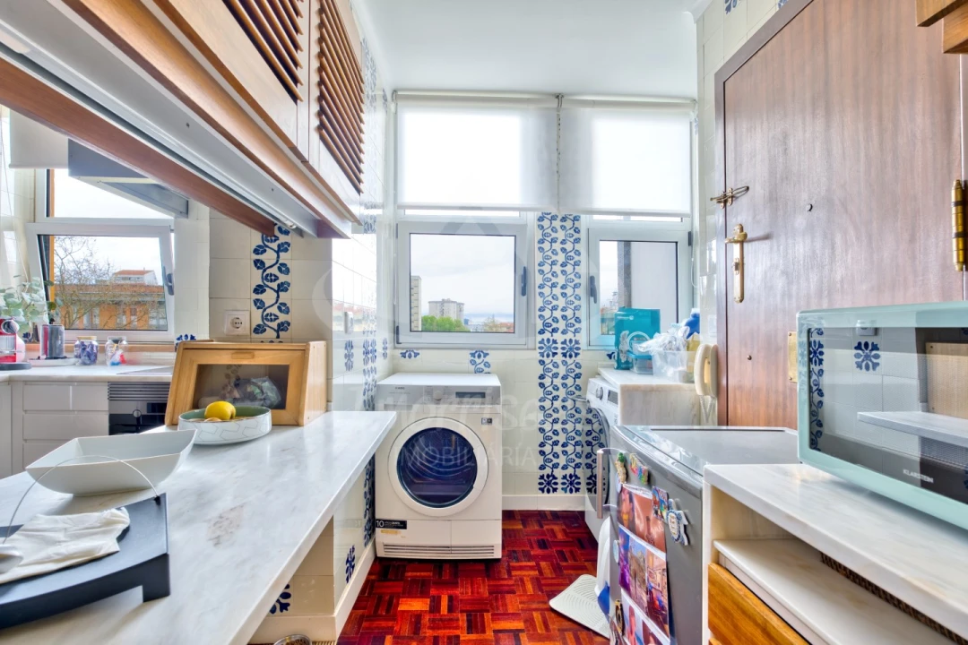 Apartamento T5 para Venda em Olivais Foto 18