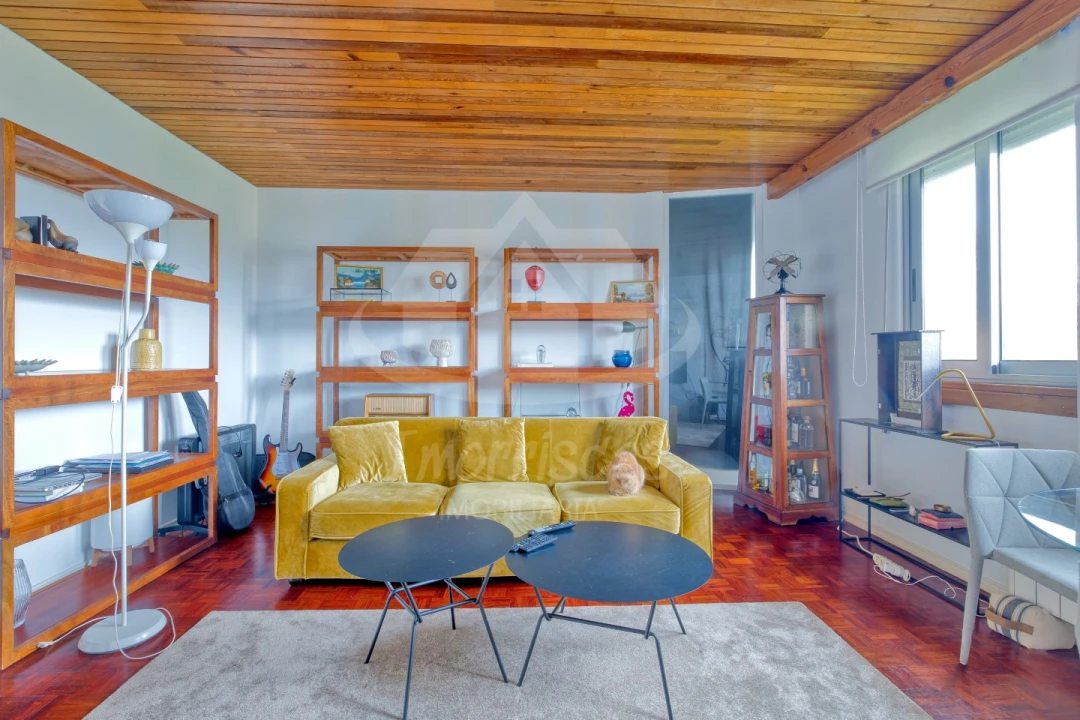 Apartamento T5 para Venda em Olivais Foto 23