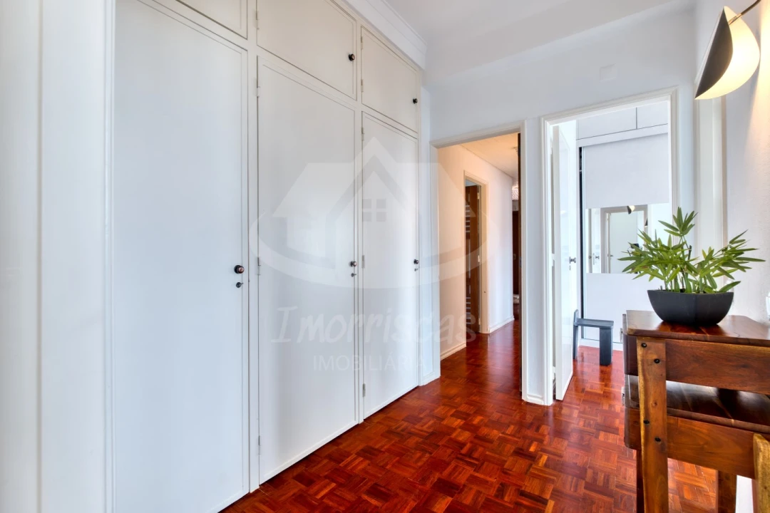 Apartamento T5 para Venda em Olivais Foto 27