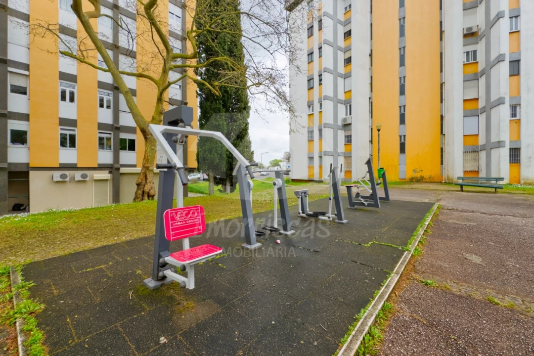 Apartamento T5 para Venda em Olivais Foto 49