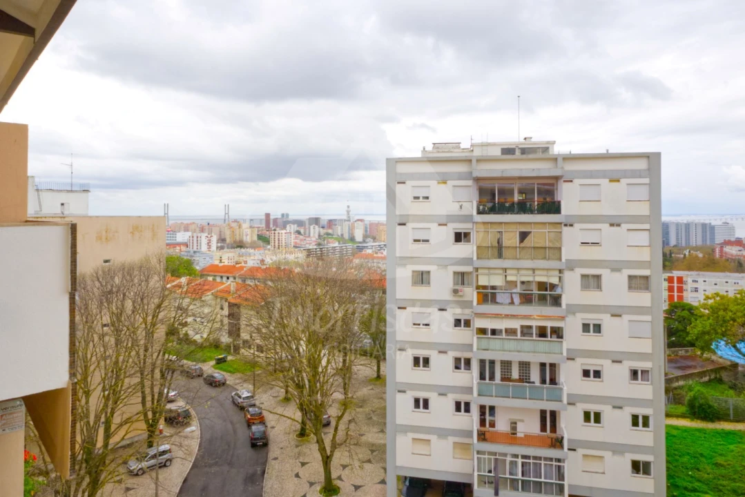 Apartamento T5 para Venda em Olivais Foto 61