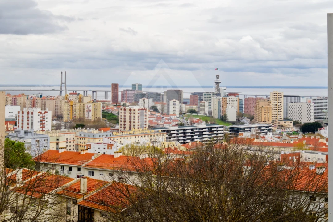 Apartamento T5 para Venda em Olivais Foto 67