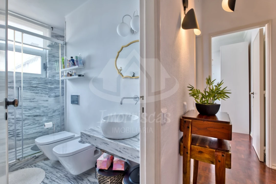 Apartamento T5 para Venda em Olivais Foto 28