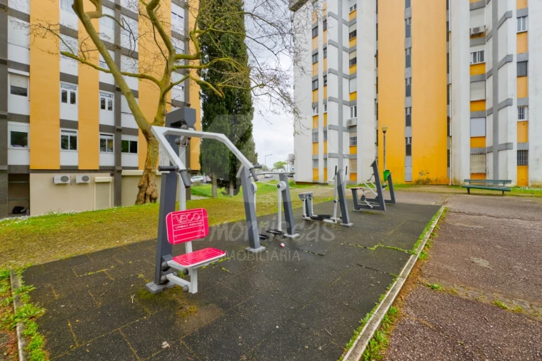 Apartamento T5 para Venda em Olivais Foto 49