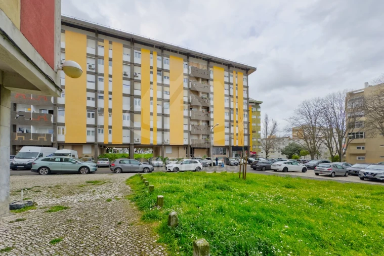 Apartamento T5 para Venda em Olivais Foto 54