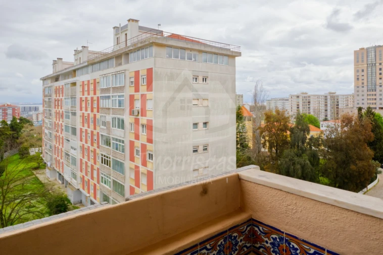 Apartamento T5 para Venda em Olivais Foto 65