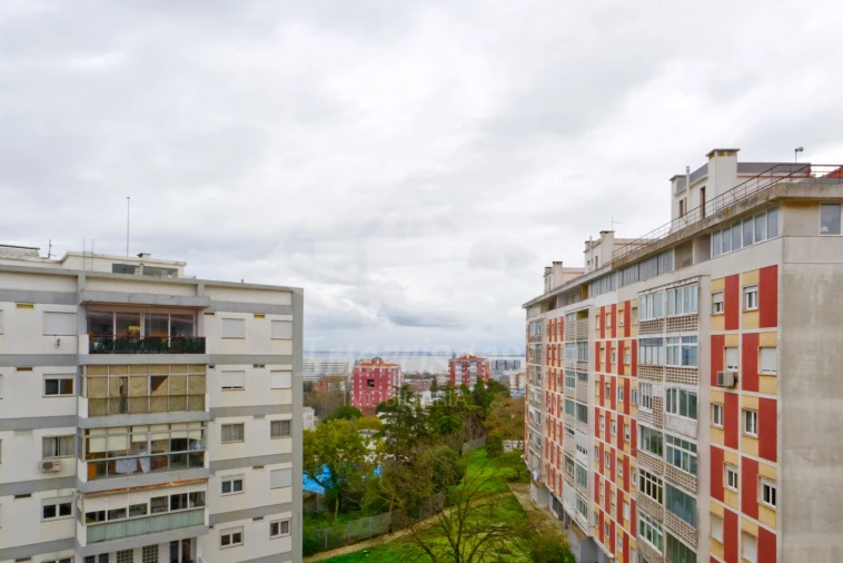 Apartamento T5 para Venda em Olivais Foto 66