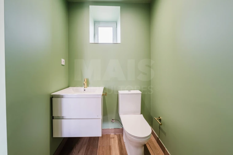 Moradia T2 para Venda em Alvorninha Foto 10