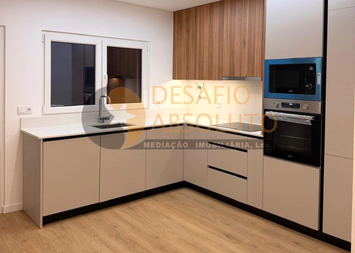 Moradia T3 para Venda em Quinta do Conde Foto 7