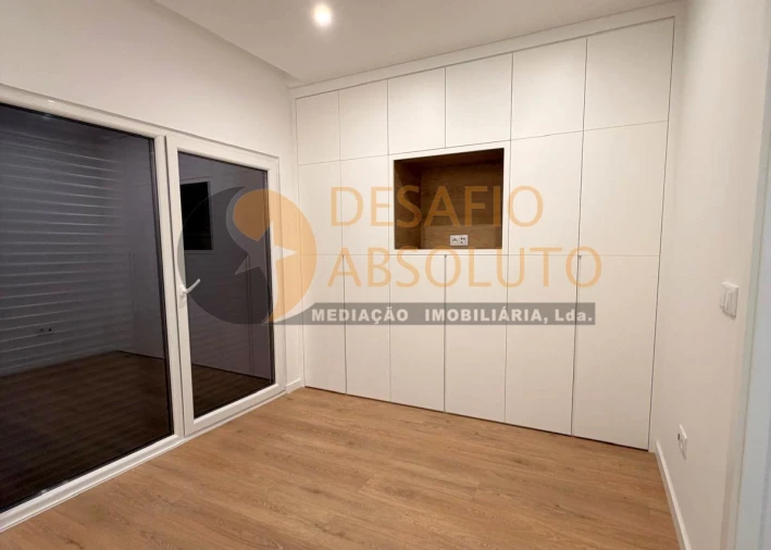 Moradia T3 para Venda em Quinta do Conde Foto 24
