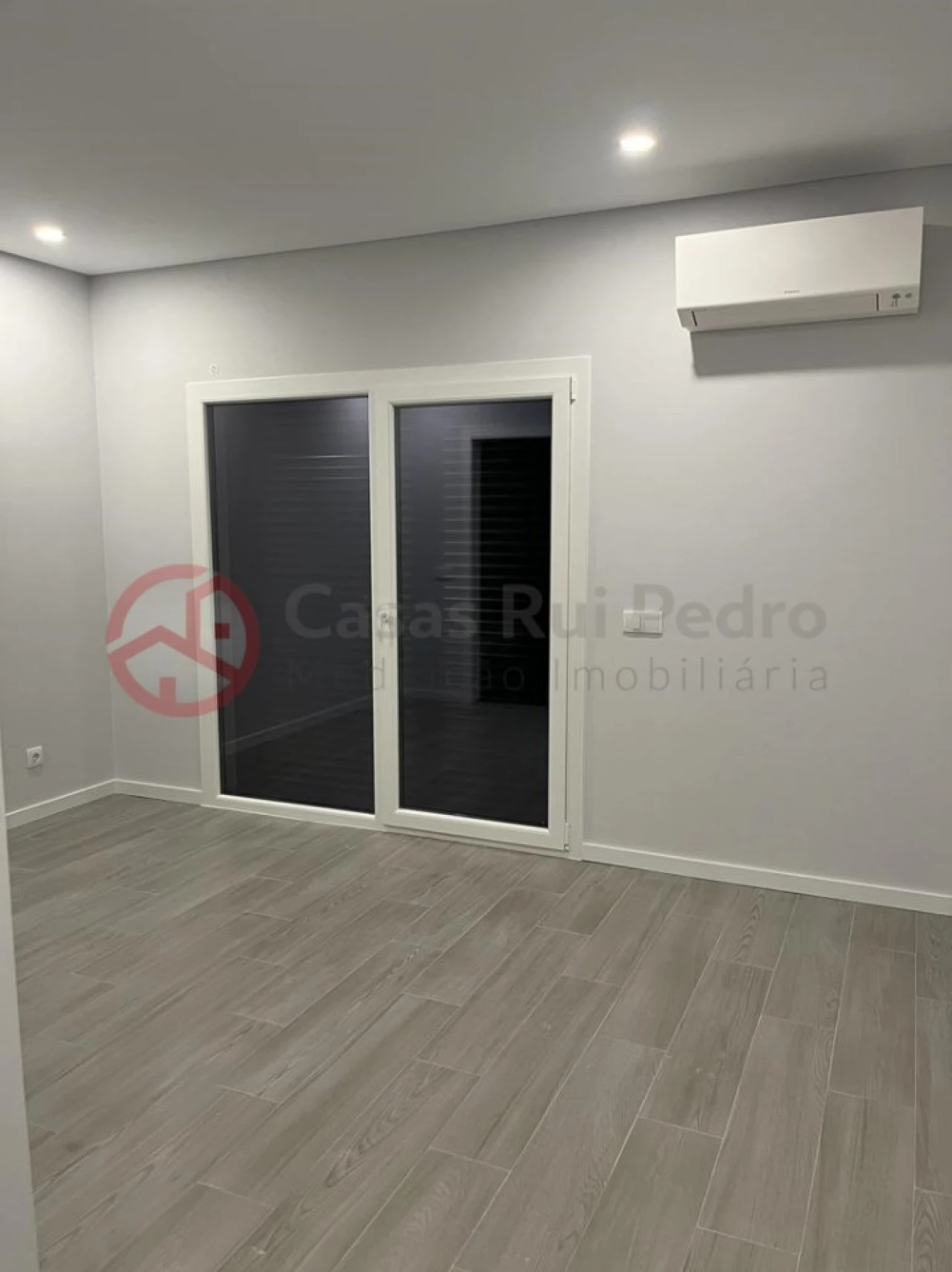 Moradia T3 para Venda em Fernao Ferro Foto 15