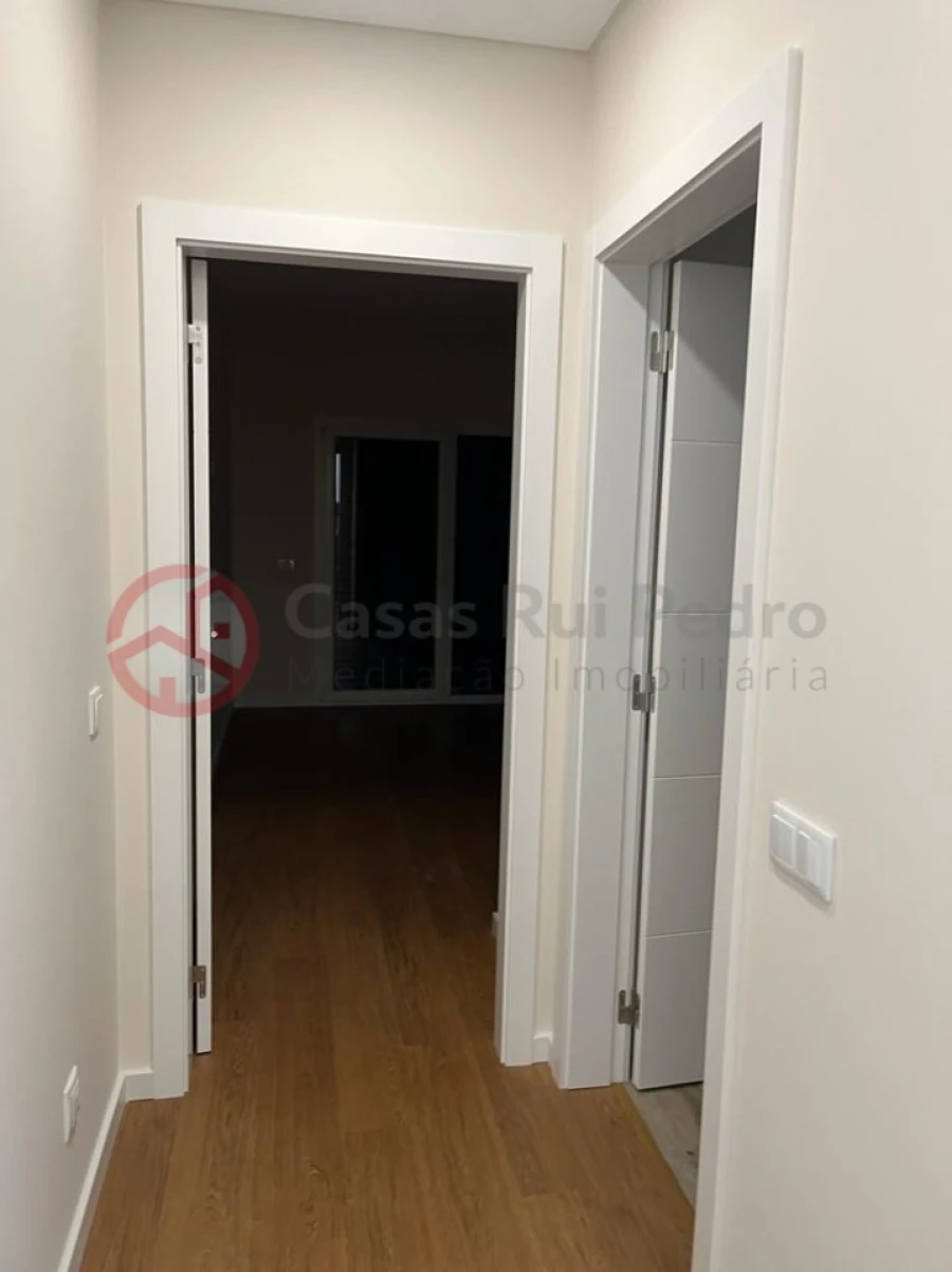 Moradia T3 para Venda em Fernao Ferro Foto 9