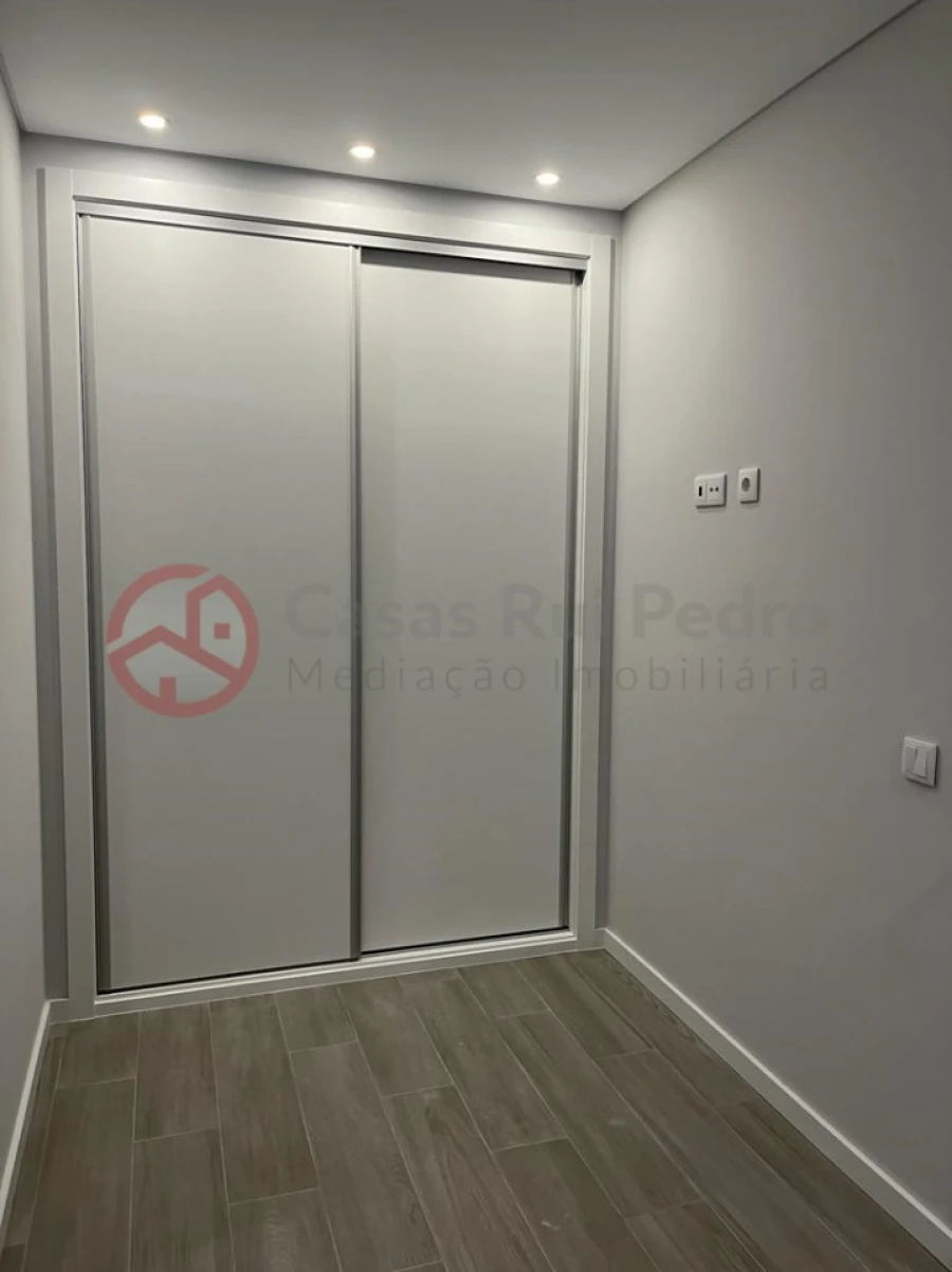 Moradia T3 para Venda em Fernao Ferro Foto 16