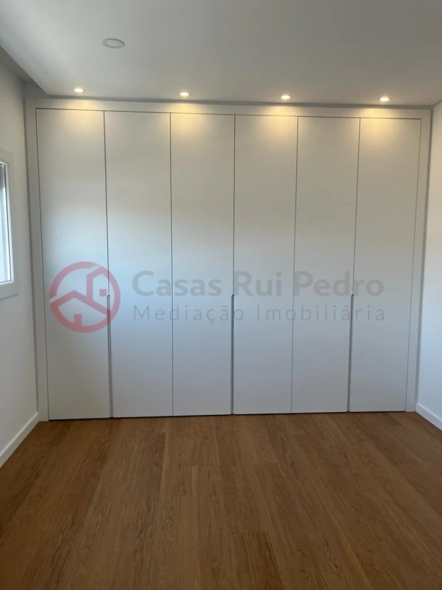 Moradia T3 para Venda em Fernao Ferro Foto 25