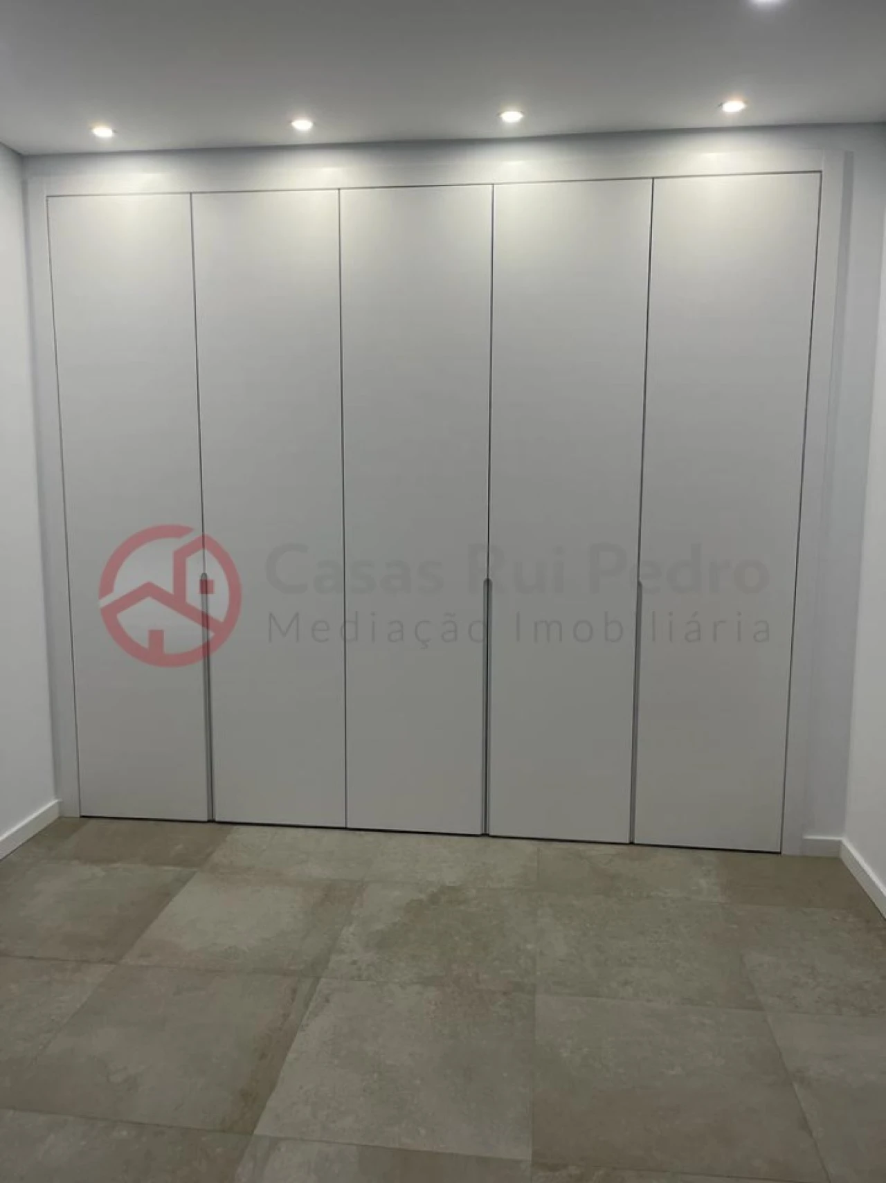 Moradia T3 para Venda em Fernao Ferro Foto 22