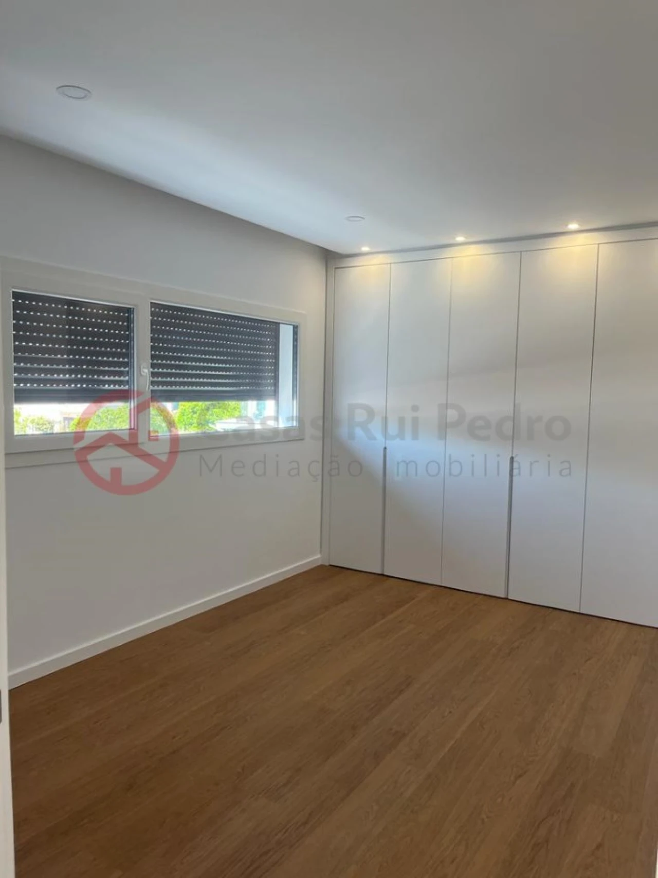 Moradia T3 para Venda em Fernao Ferro Foto 24