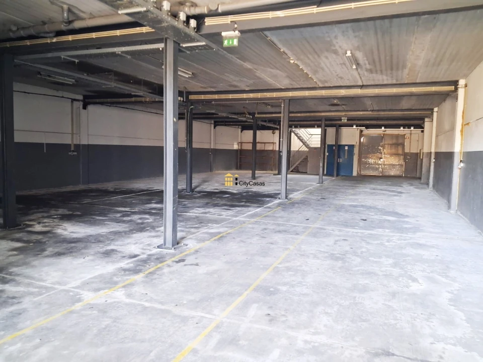 Armazém para Venda em Touguinha e Touguinhó Foto 13