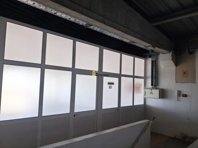 Armazém para Venda em Touguinha e Touguinhó Foto 18