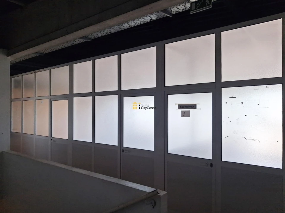 Armazém para Arrendamento em Touguinha e Touguinhó Foto 17