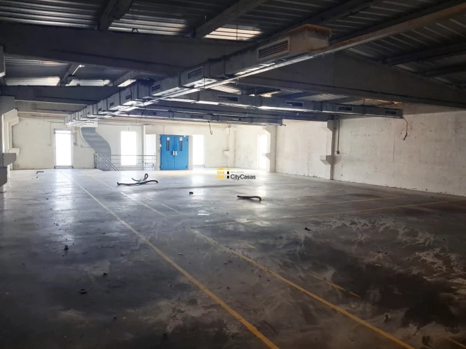 Armazém para Arrendamento em Touguinha e Touguinhó Foto 14