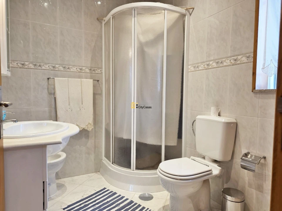 Apartamento T3 para Venda em Penafiel Foto 16