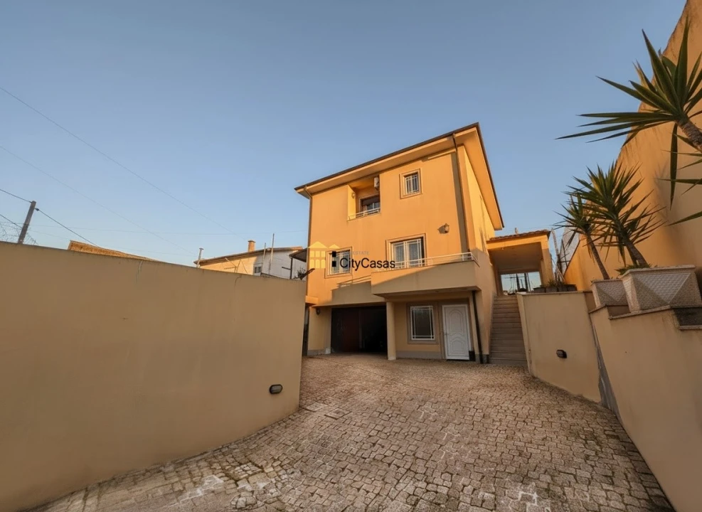 Apartamento T3 para Venda em Penafiel Foto 1