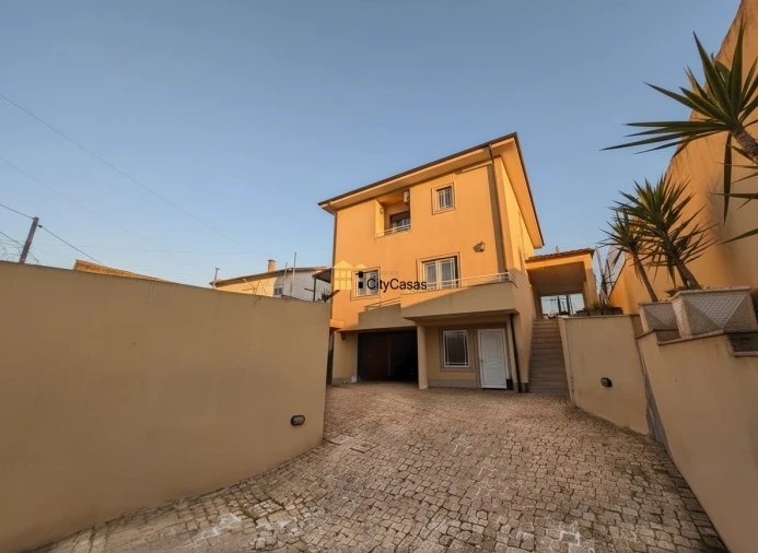 Apartamento T3 para Venda em Penafiel Foto 1