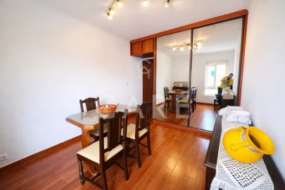 Apartamento T3 para Venda em Marvila