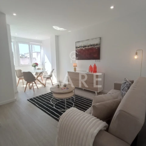 Apartamento T3 para Venda em Benfica