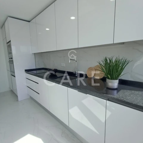 Apartamento T3 para Venda em Benfica