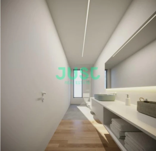 Moradia T4 para Venda em Charneca de Caparica e Sobreda Foto 21